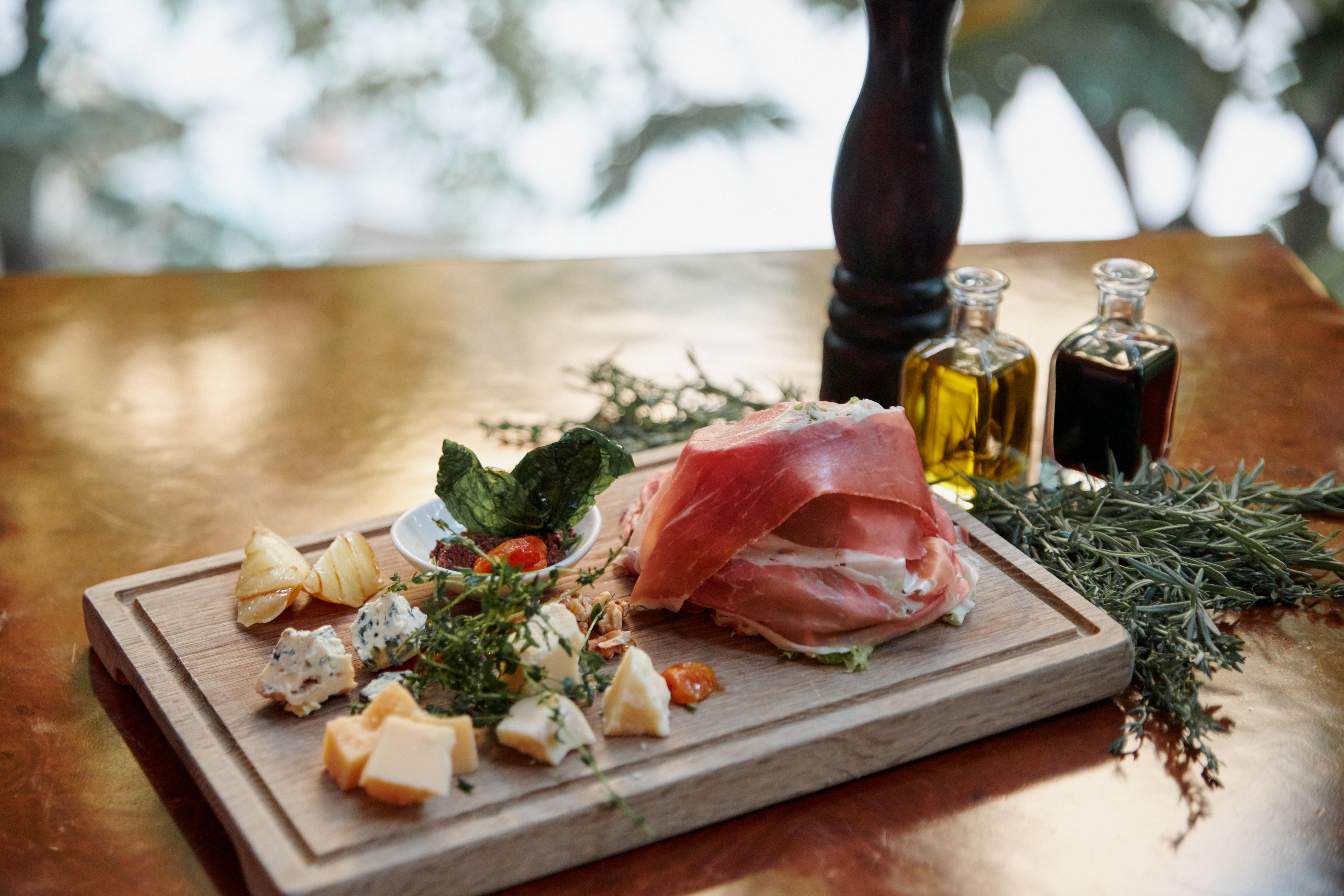 Salinda Resort Phu Quoc - Sparkling Wine Breakfast Luaran gambar A typical Italian starter